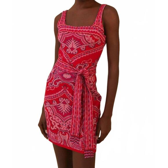 FARM RIO Dresses & Skirts - NEW FARM RIO paisley scarf knit mini dress in red/pink